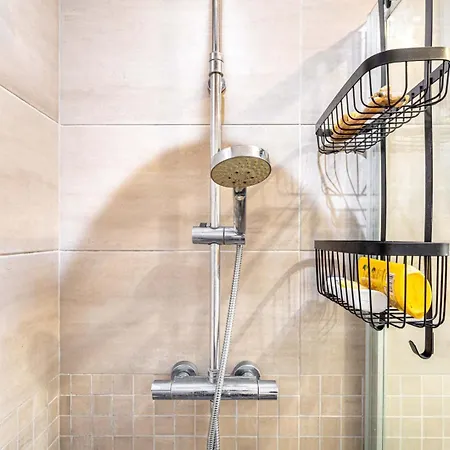 Guestready - Charmant Dans Le 10e Arr. Appartamento Parigi